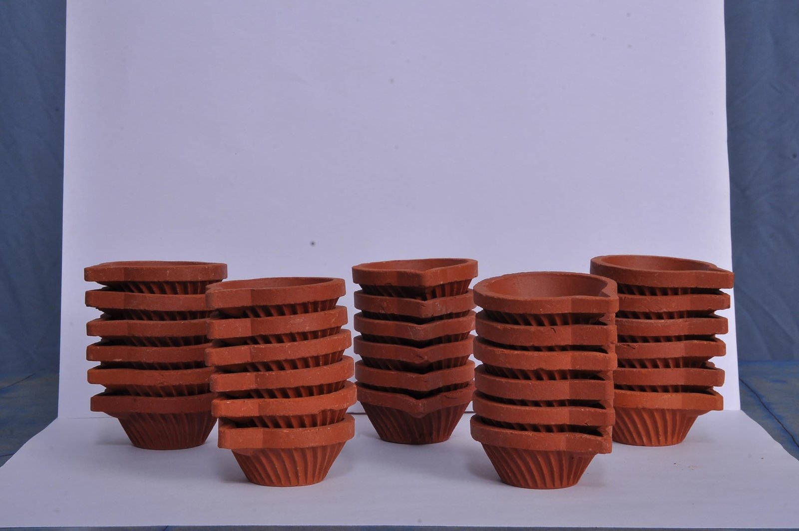 Shyamala pottery Traditional Clay Diya Set Pack of 24 | Handmade Earthen Oil Lamps for Home Decor | Decorative Mitti Diyas for Indoor Outdoor Decoration | Classic Terracotta Lighting Accent - Image 3