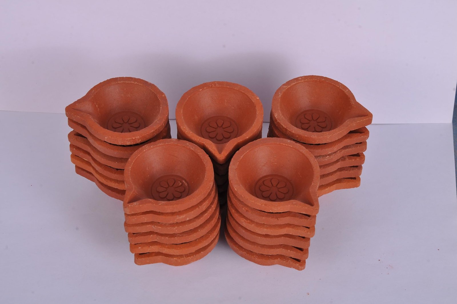 Shyamala pottery Traditional Clay Diya Set Pack of 24 | Handmade Earthen Oil Lamps for Home Decor | Decorative Mitti Diyas for Indoor Outdoor Decoration | Classic Terracotta Lighting Accent - Image 2