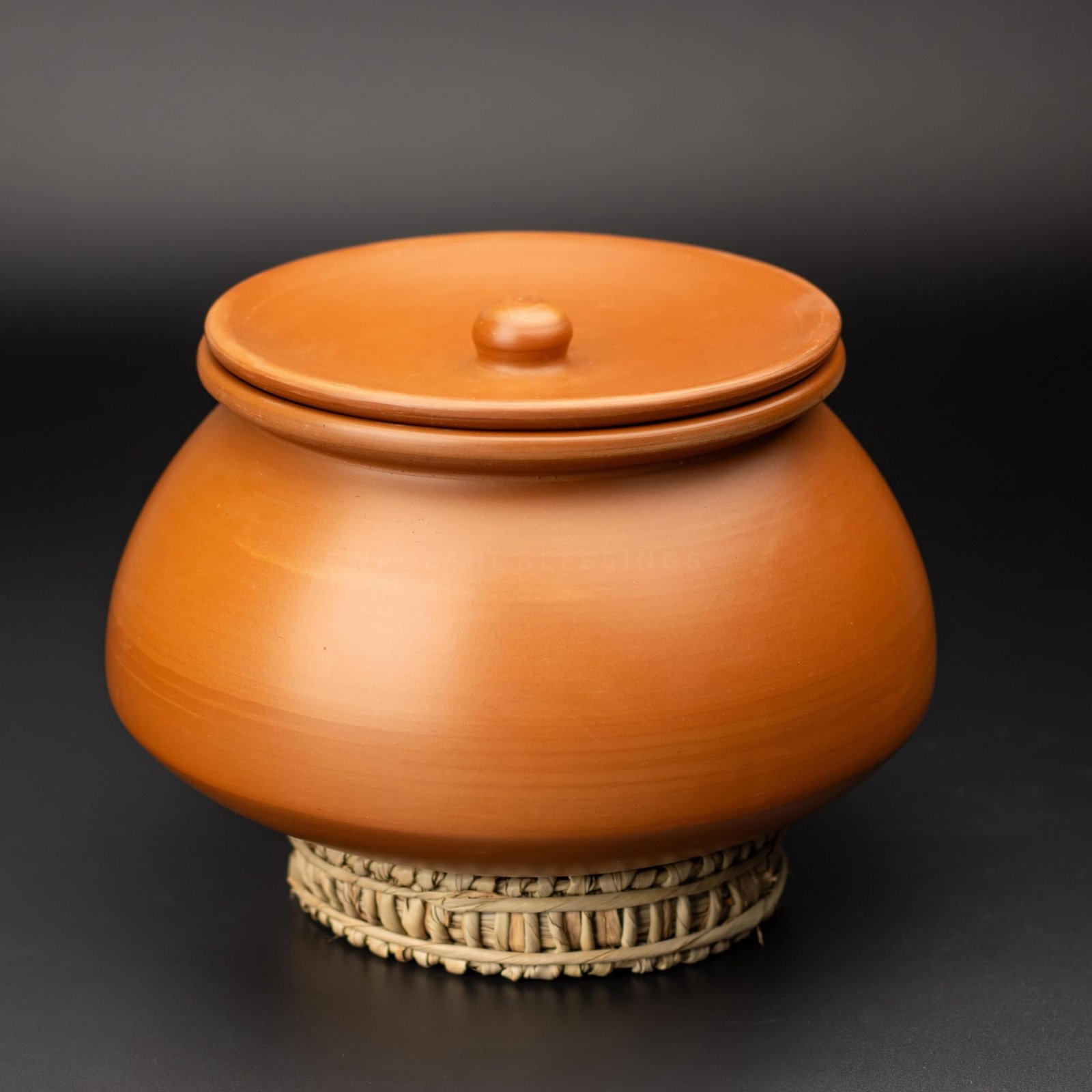 Swadeshi Blessings Exclusive Range Unglazed Mud/Earthen Handi/Mitti Ke Bartan/Clay Pot for Cooking & Serving with Lid, 3 Liters (with Mirror Shine) + Free ASH for Cleaning