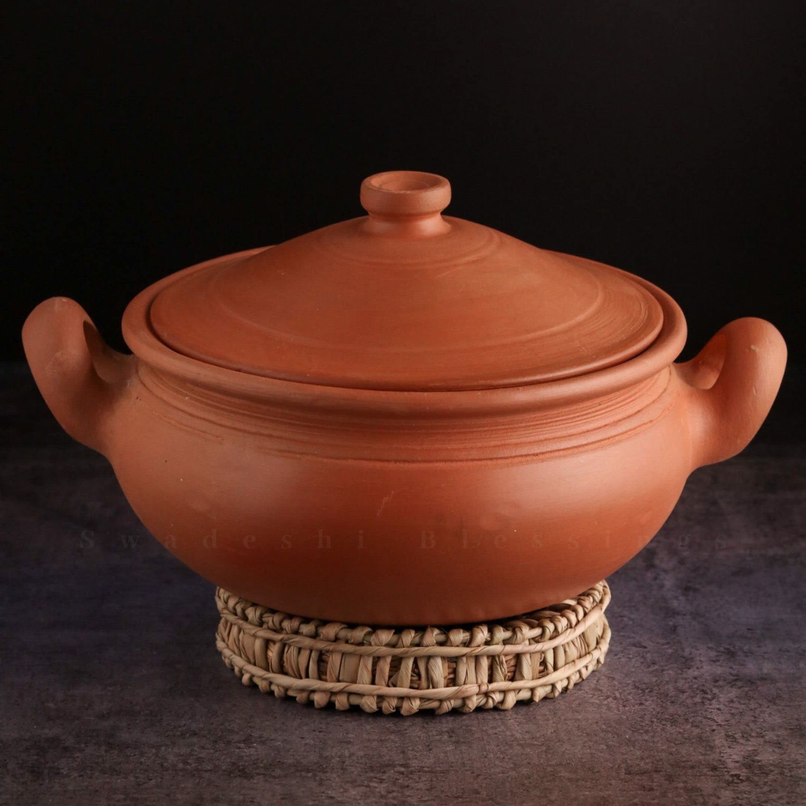 Swadeshi Blessings Exclusive Range Unglazed Clay Handi/Earthen Kadai/Clay Pot for Cooking & Serving with Lid (with Mirror Finish) + Free ASH for Cleaning (3 litres)