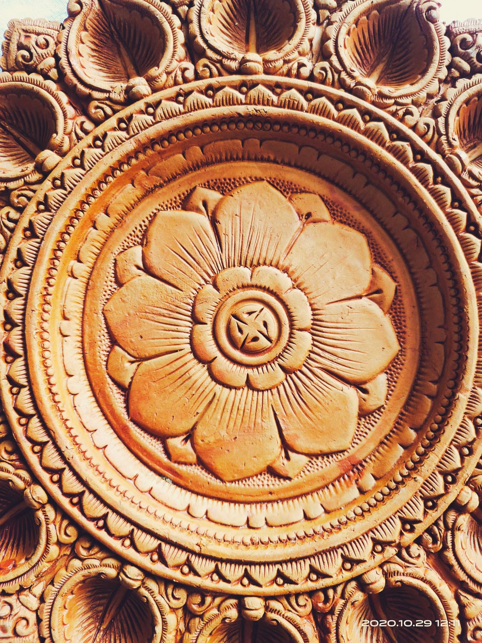 Mukherjee Handicraft’s Big Diwali Handmade Clay Deepak Diya lamp Oil mitti Diya diyas Decoration mud Big Gift Terracotta Traditional Pooja Festival Designer Beautiful Handcrafted Height 2cm Dia 30cm - Image 4